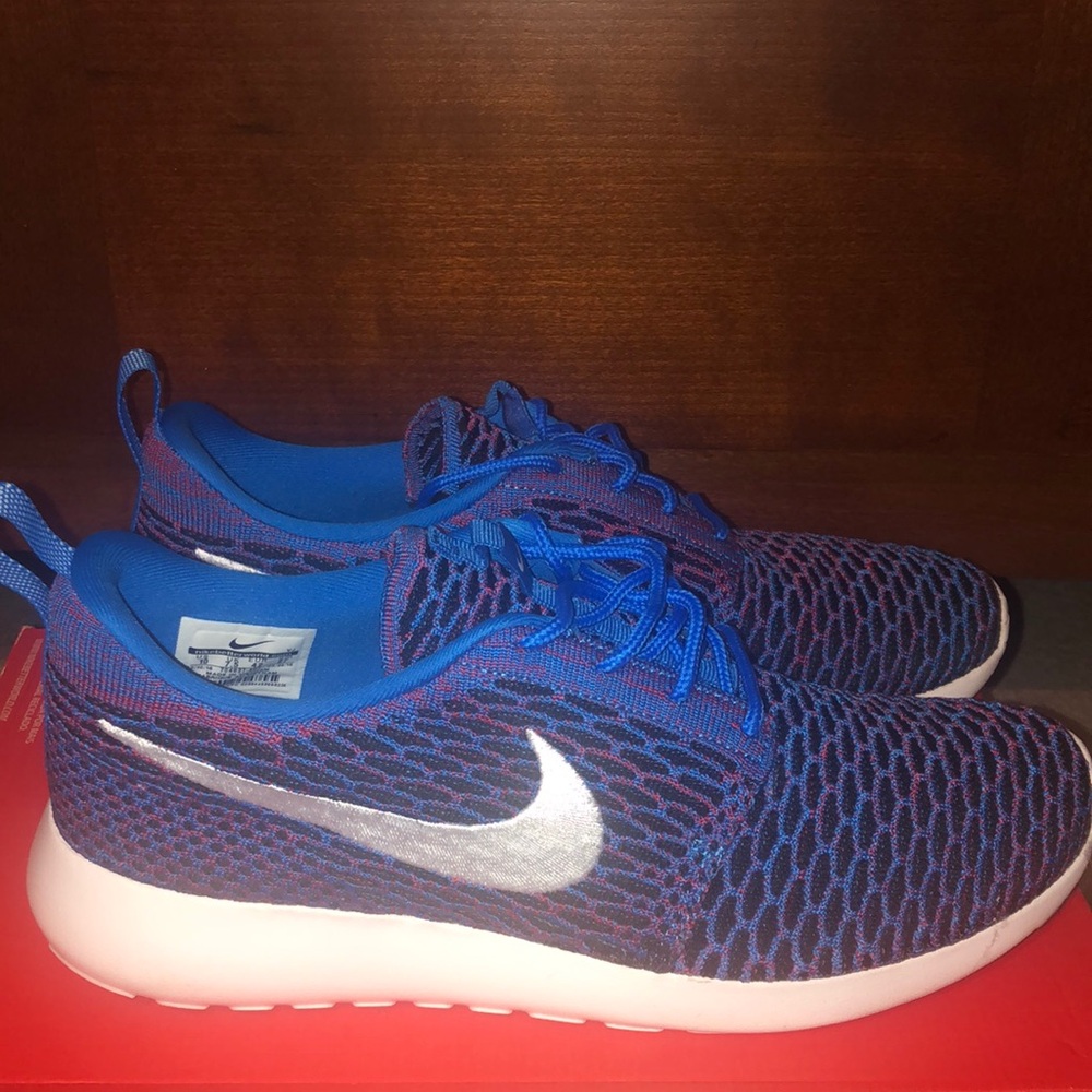 Womens Roshe one flyknit
